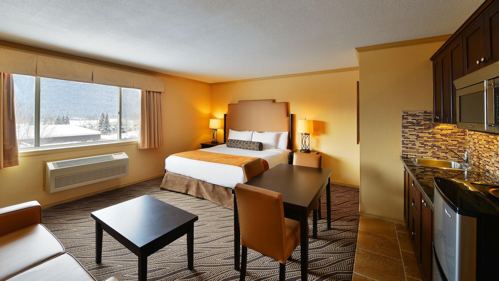 Prestige Inn Golden Extérieur photo