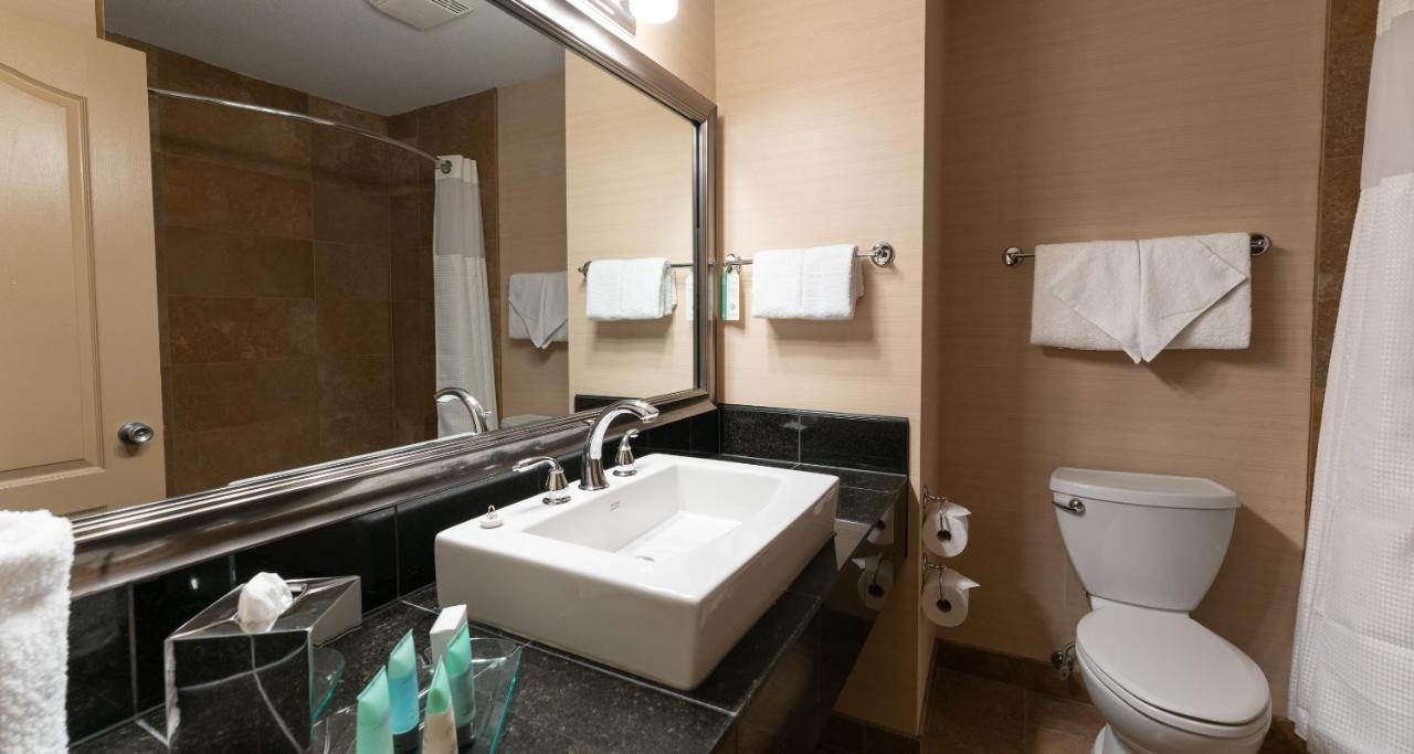 Prestige Inn Golden Extérieur photo