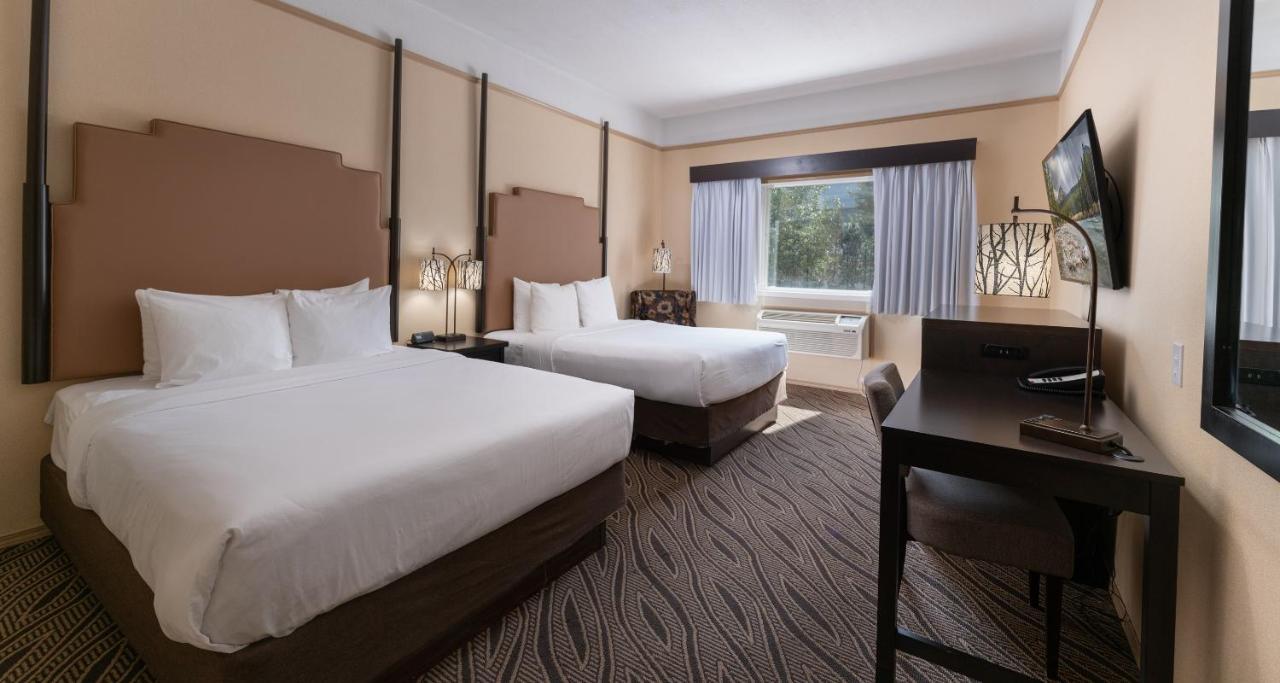 Prestige Inn Golden Extérieur photo